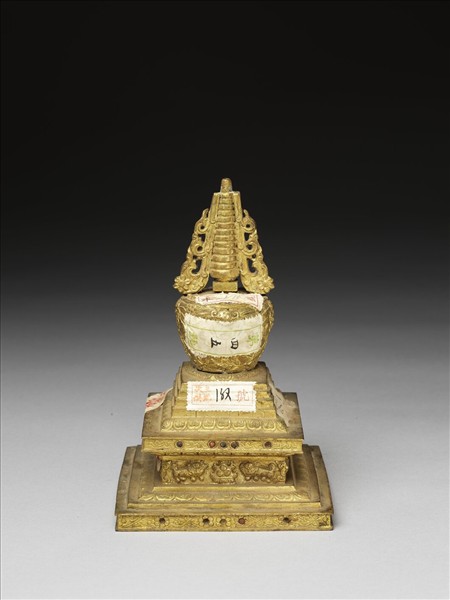 銅鍍金嵌料佛塔 多門塔