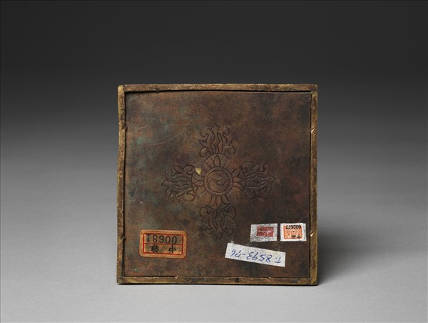 銅鍍金嵌料佛塔 尊勝塔