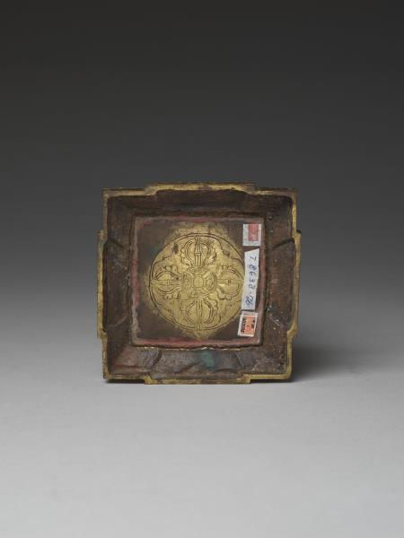 銅鍍金佛塔－尊勝塔