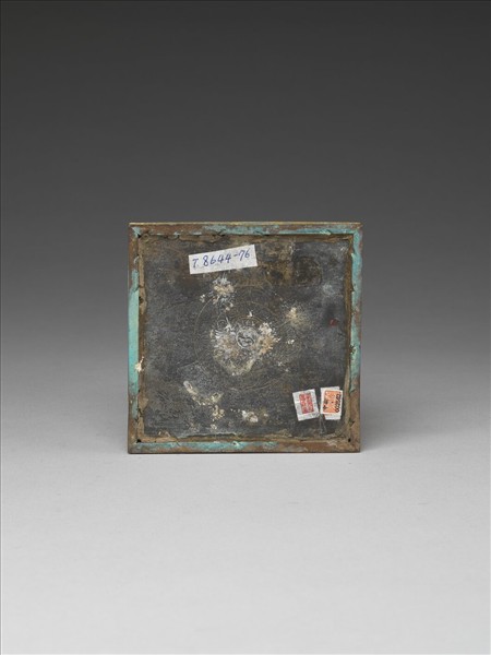 銅鍍金嵌料佛塔 神變塔