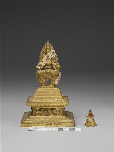 銅鍍金嵌料佛塔 菩提塔