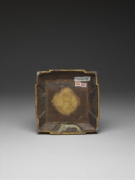 銅鍍金佛塔－菩提塔