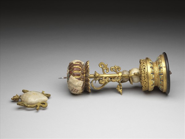 銅鍍金嵌玉及填料八寶（法螺）