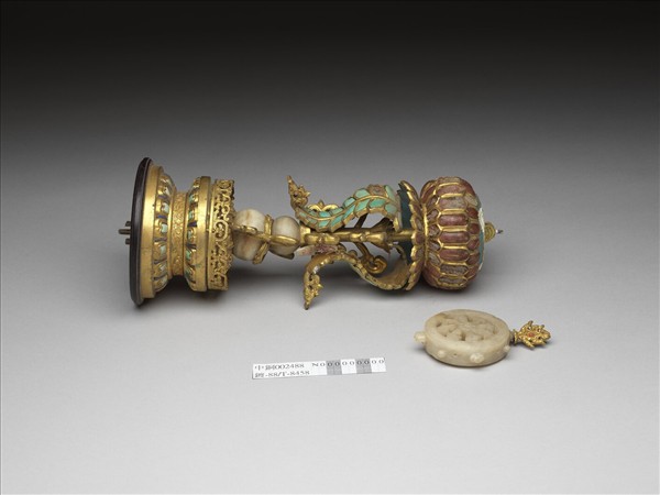 銅鍍金嵌玉及填料八寶（法輪）