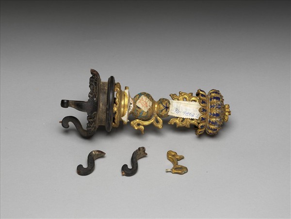 銅鍍金嵌料石八寶