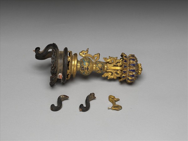 銅鍍金嵌料石八寶