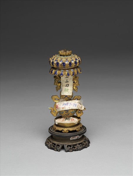 銅鍍金嵌料石八寶