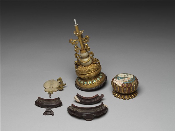 銅鍍金嵌玉及填料八寶（魚寶）