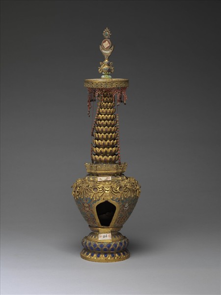 銅鍍金嵌玉及料石佛塔 涅槃塔