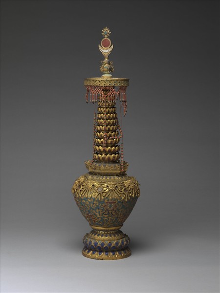 銅鍍金嵌玉及料石佛塔 涅槃塔