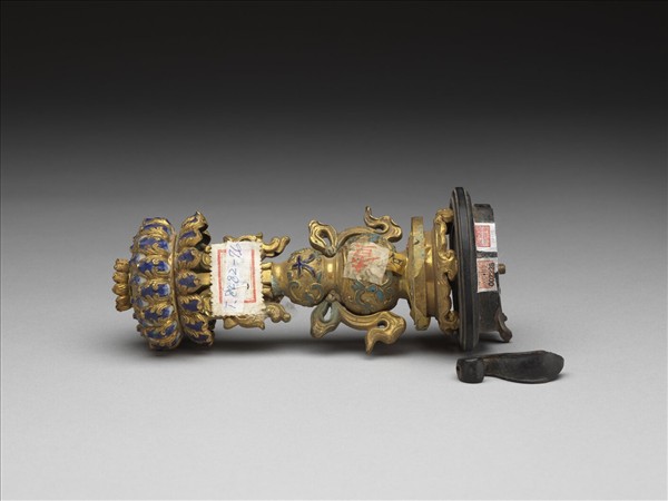 銅鍍金嵌料石八寶