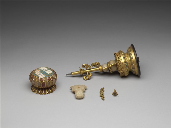 銅鍍金嵌玉及填料八寶（寶傘）