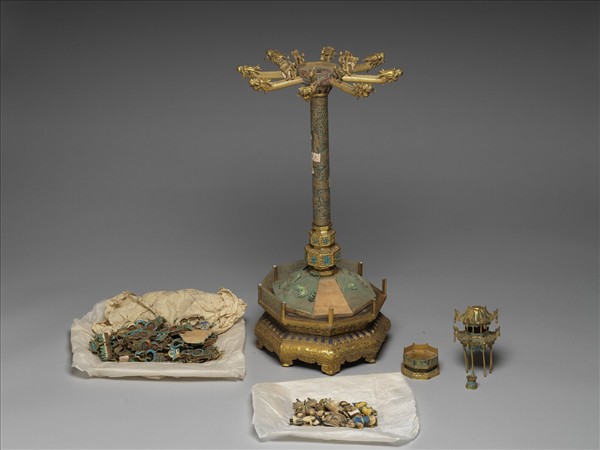 銅鍍金八仙采勝