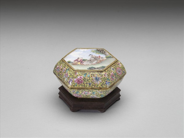 銅胎畫琺瑯山水人物六角盒