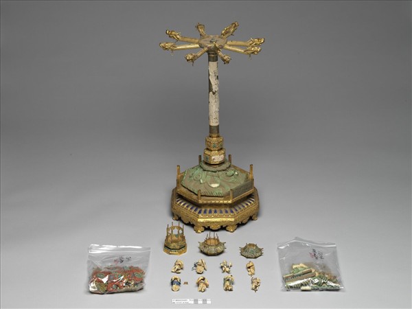 銅鍍金八仙采勝