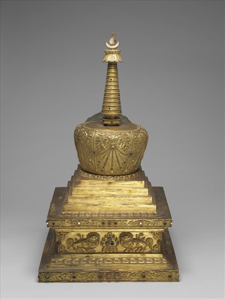 銅鍍金嵌料佛塔－菩提塔