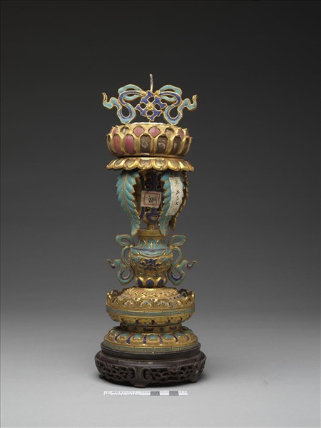 銅鍍金嵌料石八寶