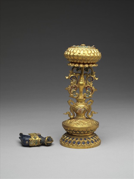 銅鍍金嵌青金石及填料七政寶（寶馬）