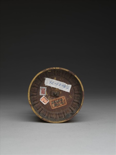 銅鍍金嵌玉及填料八寶（蓮花）