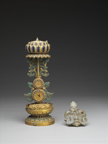 銅鍍金嵌玉及填料八寶（蓮花）