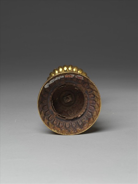 銅鍍金嵌青金石及填料七政寶（寶象）