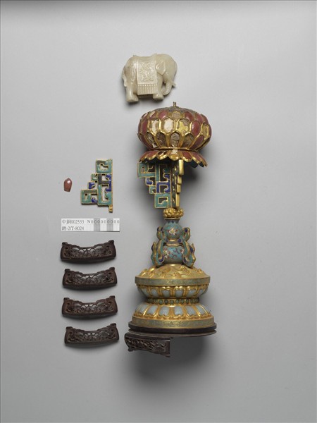 銅鍍金嵌玉七政寶（寶象）