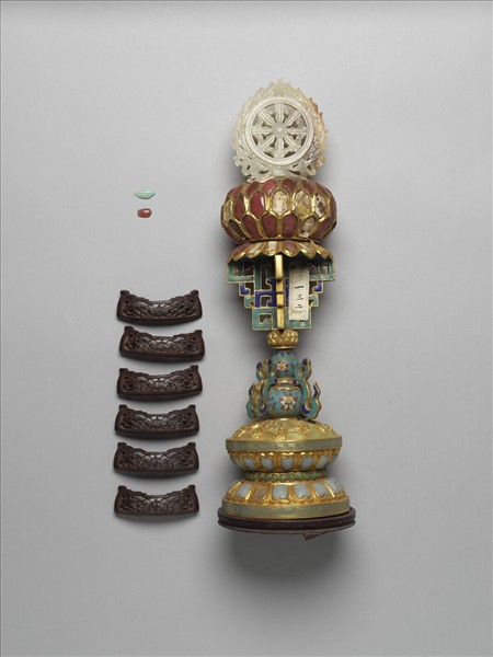 銅鍍金嵌玉七政寶（寶輪）