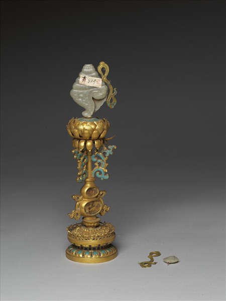 銅鍍金嵌玉及填料八寶（法螺）