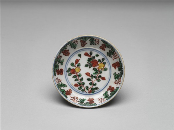 鬥彩花卉紋碟