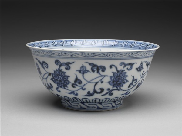 青花蓮紋碗
