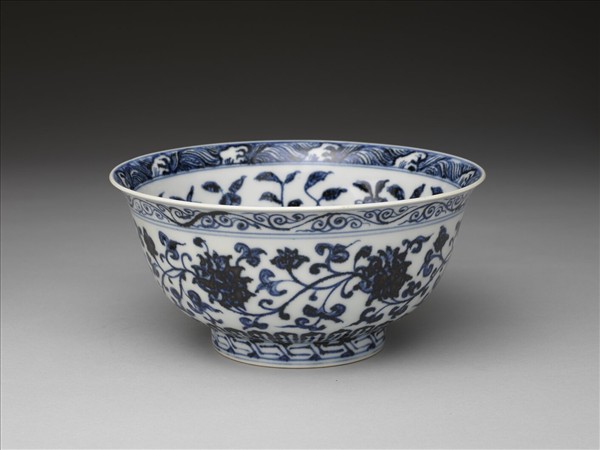 青花蓮紋碗