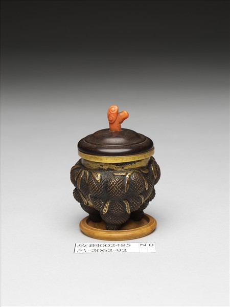 銅三足爐- 故宮