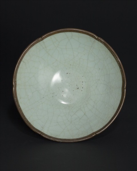 官窯 青瓷葵口碗