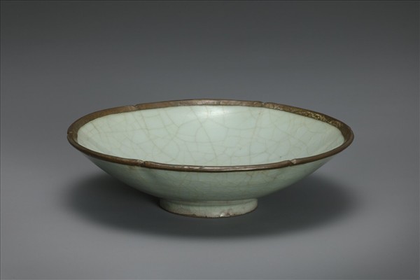 官窯 青瓷葵口碗