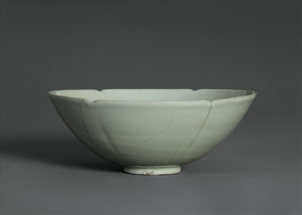 官窯 青瓷葵口碗