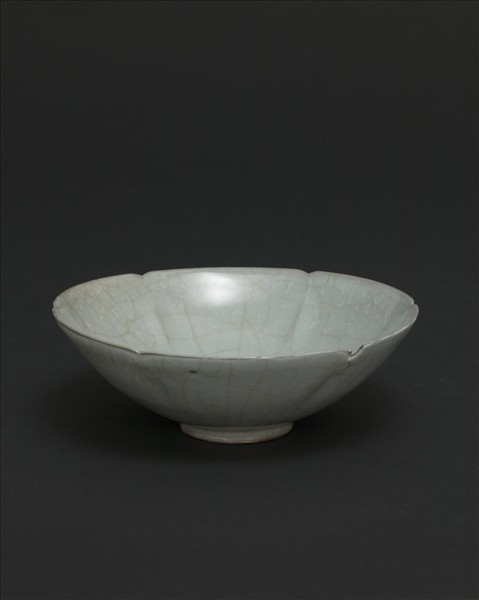 官窯 青瓷葵口碗