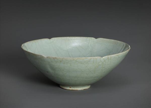 官窯 青瓷葵口碗