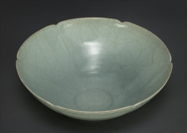 官窯 青瓷葵口碗