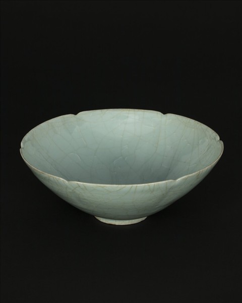 官窯 青瓷葵口碗