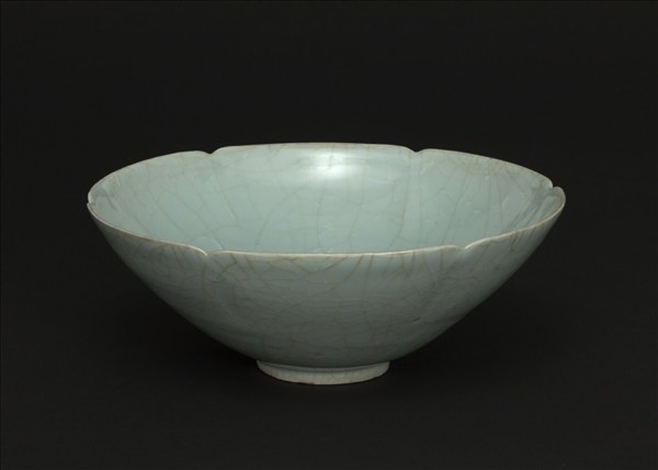 官窯 青瓷葵口碗