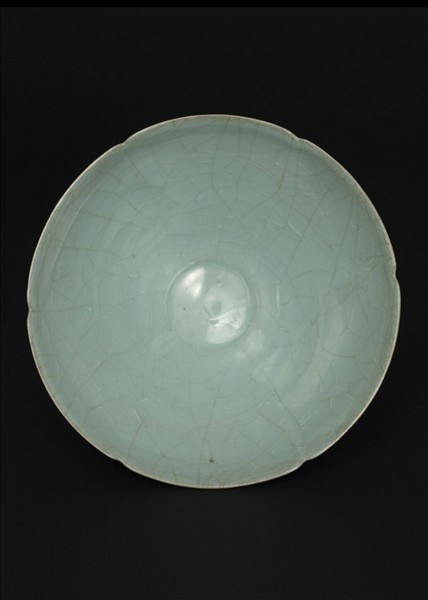 官窯 青瓷葵口碗