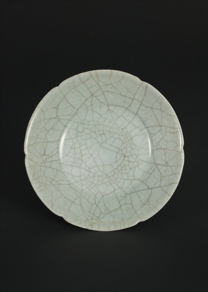 官窯 青瓷葵口盤