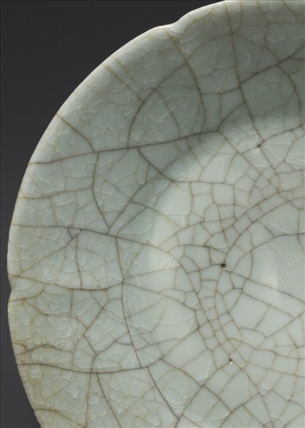 官窯 青瓷葵口盤