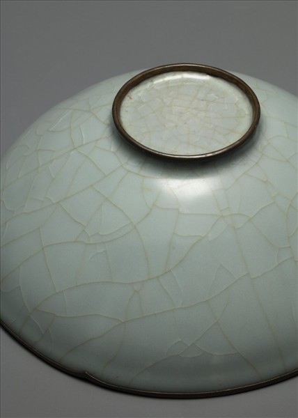 官窯 青瓷葵口碗