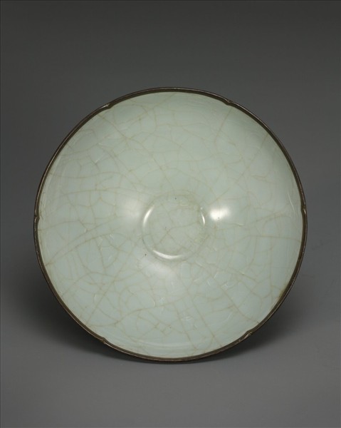 官窯 青瓷葵口碗