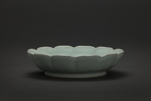 官窯 青瓷花式洗