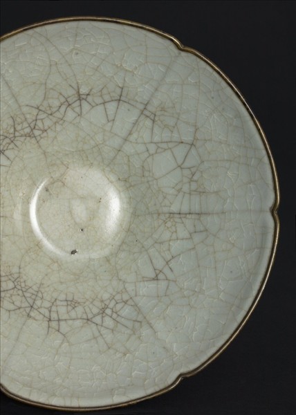 官窯 青瓷葵口碗