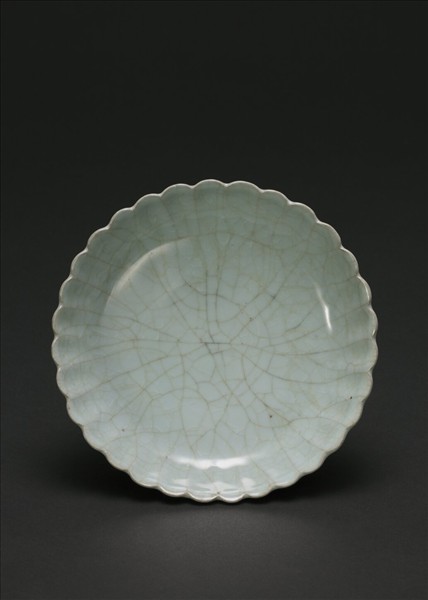 官窯 青瓷菊花式盤