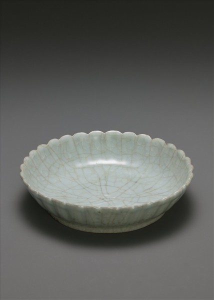 官窯 青瓷菊花式盤