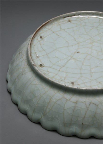 官窯 青瓷菊花式盤